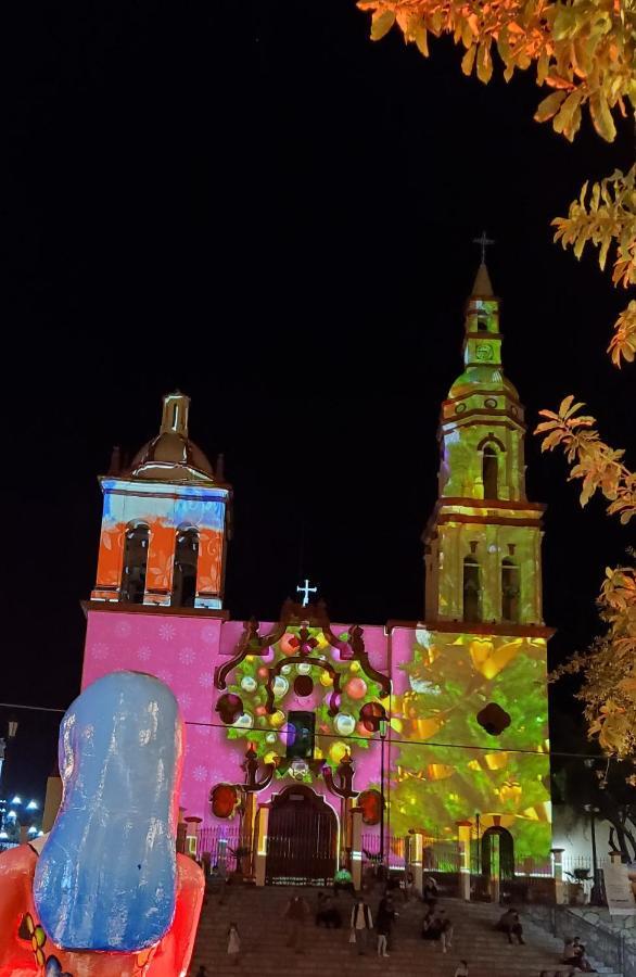 Tu espacio en el Pueblo Mágico rodeado de montañas Santiago  Exterior foto
