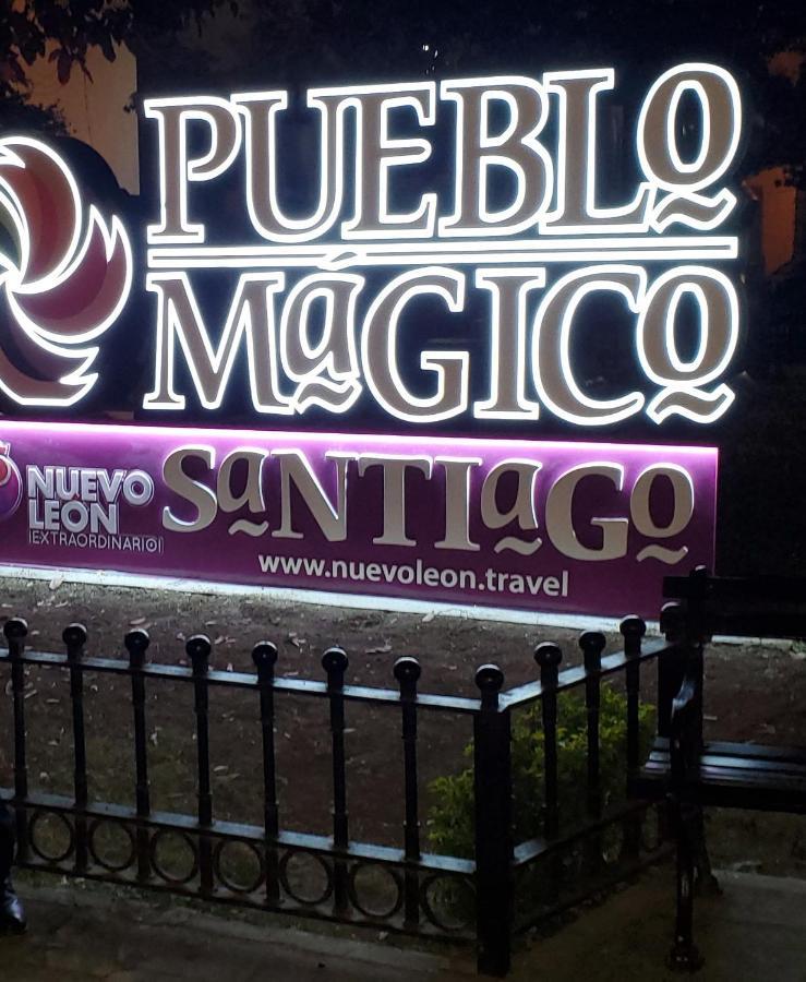 Tu espacio en el Pueblo Mágico rodeado de montañas Santiago  Exterior foto